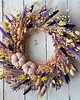 wianki Jesienny wianek z suszonych roślin z materiałowymi dyniami