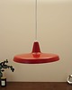 lampy wiszące Duńska lampa wisząca z czerwonego metalu, lata 60.