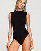 body damskie Body z półgolfem z dzianiny prążkowanej-czarne(M-697)