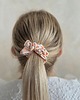 gumki do włosów Gumka jedwabna, scrunchie, wild  blush MIDI