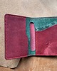 portfele męskie Czerwony portfel ze skóry na karty ręcznie uszyty.