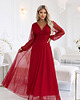 sukienki maxi damskie 684-1 NERISSA elegancka tiulowa sukienka maxi z kopertowym dekoltem - bordo