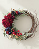 wianki bożonarodzeniowe Zimowy wieniec - bordowa poinsecja i głóg (26cm)