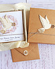 kartki scrapbooking Kartka, personalizacja, pudełko, koperta : gołąb : kwiatuszki