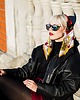 apaszki Elegancka apaszka vintage z motywem ozdobnych łańcuchów