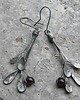 kolczyki wire wrapping Granaty  -  gałązki  -długie  kolczyki