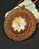 wisiory Arsa, medalion z labradorytem, haft koralikowy, beading