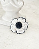 broszki Broszka KWIAT 20 ręcznie haftowana przypinka z koralikami
