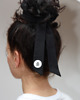 akcesoria do jogi Gumka do włosów BOWTIFUL scrunchie z kokardą - black magic