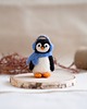 figurki i rzeźby Pingwin w nausznikach filcowany na sucho