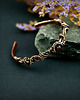 bransoletki wire wrapping Miedziana bransoleta mankietowa z granatem