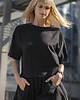 t-shirt damskie Wiskozowy t-shirt oversize - czarny