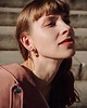 kolczyki - inne Kolczyk z kwiatkiem i małą oliwką