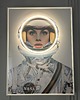 grafiki i ilustracje Retro Plakat LED Neon Astronautka w Ramie Vintage Dekoracja Ścienna