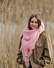 szale damskie Delikatna chusta handmade COSY różowy puch