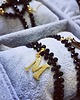 bransoletki z kamieni naturalnych Bransoletka potrójna z literą Black Wish