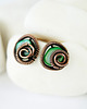kolczyki wire wrapping Kolczyki zielone sztyfty z masą perłową