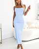 sukienki maxi damskie 673-2 Sukienka midi na cienkich ramiączkach z subtelnym połyskiem - błękitna
