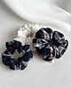 gumki do włosów Scrunchie w granatową kratkę Blue Check