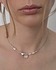 chokery Minimalistyczny choker z perłami i motylkiem