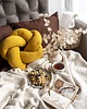 poduszki supły Fat Star Pillow musztarda
