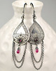 kolczyki wire wrapping Rysunki na srebrze - srebrne kolczyki z granatem i szafirem
