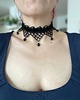 chokery Choker koronkowy czarny z aksamitką