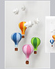 pokój dziecka - różne karuzela / mobil z balonami i chmurkami