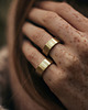 pierścionki - różne MONOLITH / brass ring