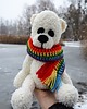 misie i maskotki Biały miś w tęczowym szaliku LGBT, przytulanka