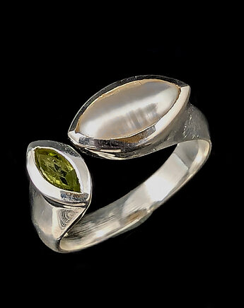 Pierścionek perła i peridot, Pracownia Neores