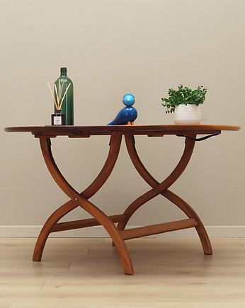 Stolik okrągły mahoniowy, duński design, lata 70, produkcja: Dania, Przetwory design