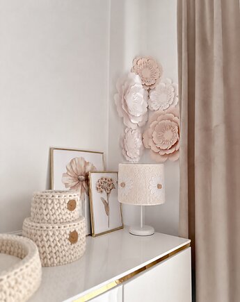Lampka stołowa "Margaretki beż", Marmys Felt Studio
