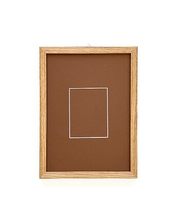 Dębowa ramka A4 z brązowym passe-partout - ręcznie robiona ramka na zdjęcie, LittlFrameShop