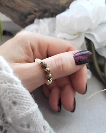 Pierścionek - Ziemia, Seylla pracownia