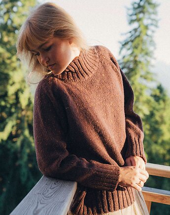 TAJRA - Oversizowy Sweter z Golfem Bordowy Melanżowy 100% Wełny Merino, KOPYTO
