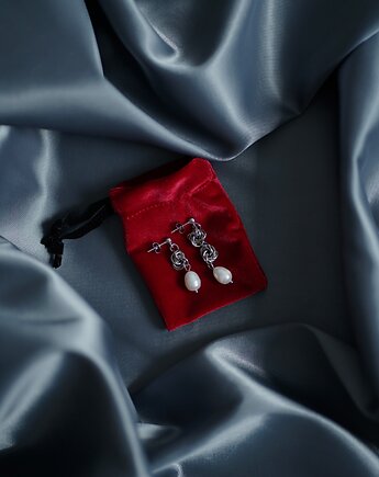 Kolczyki wiszące asymetryczne z perłą - TROIKA, ZY.JEWELLERY