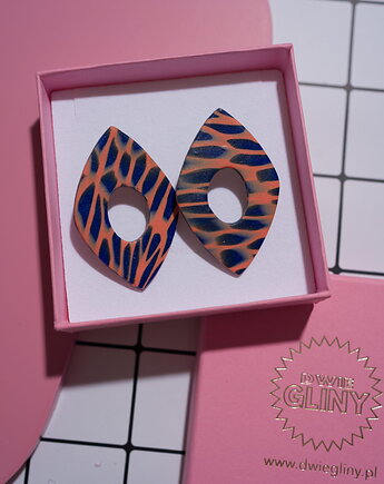 Minimalistyczne sztyfty w organicznym kształcie, Dwie Gliny