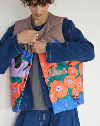 Kamizela Tamte dni, tamte noce, Zwei frauen