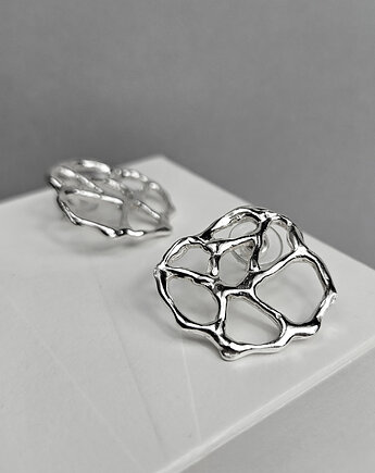 Ażurowe organiczne kolczyki srebrne koła SMUGI, KOBELA