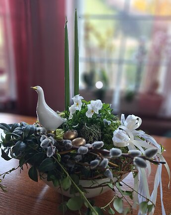 Ozdoby dekoracja na stół Wielkanoc, cynamonn