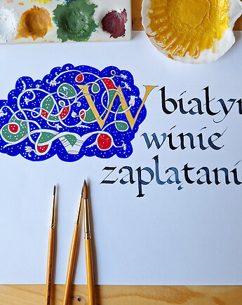 W białym winie zaplątani: renesansowe zrobienia, złocone inicjały, Inkkolor