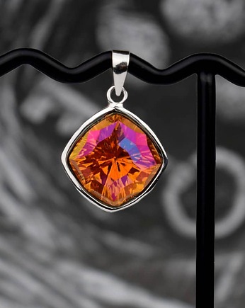 Wisior Ertzagani - ogniste, smocze oko, Marisella