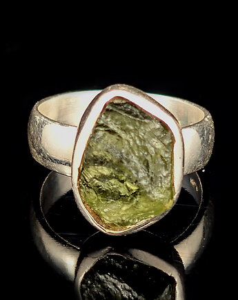 Pierścionek kosmiczny mołdawit, Pracownia Neores