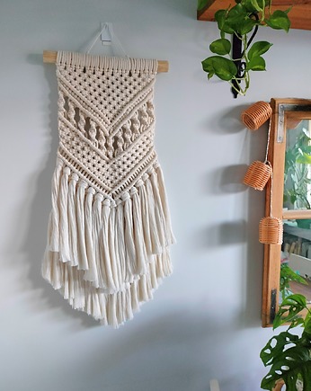 OD RĘKI Makrama ecru z chwostami, Home Edition