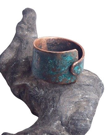 Pierścionek z patynowanej miedzi /10/, Galeriai