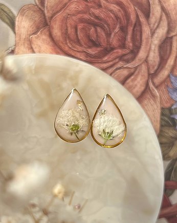 Kolczyki sztyfty żywica gipsówka, Jaskółcze ziele handmade 