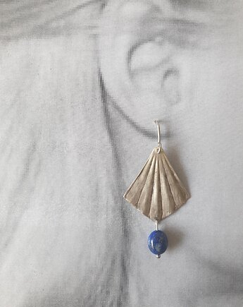 Kolczyki ORIGAMI mosiądz posrebrzany, z lapis lazuli, modesign