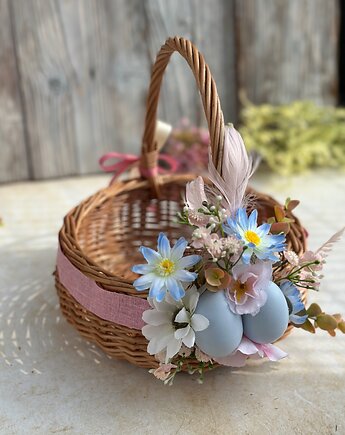 Wielkanocny koszyczek na święconkę, koszyczek z dekoracją, Rosa