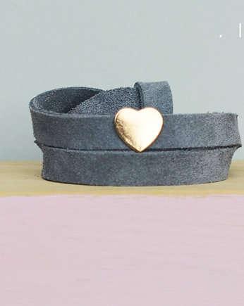 grey love, barboleta